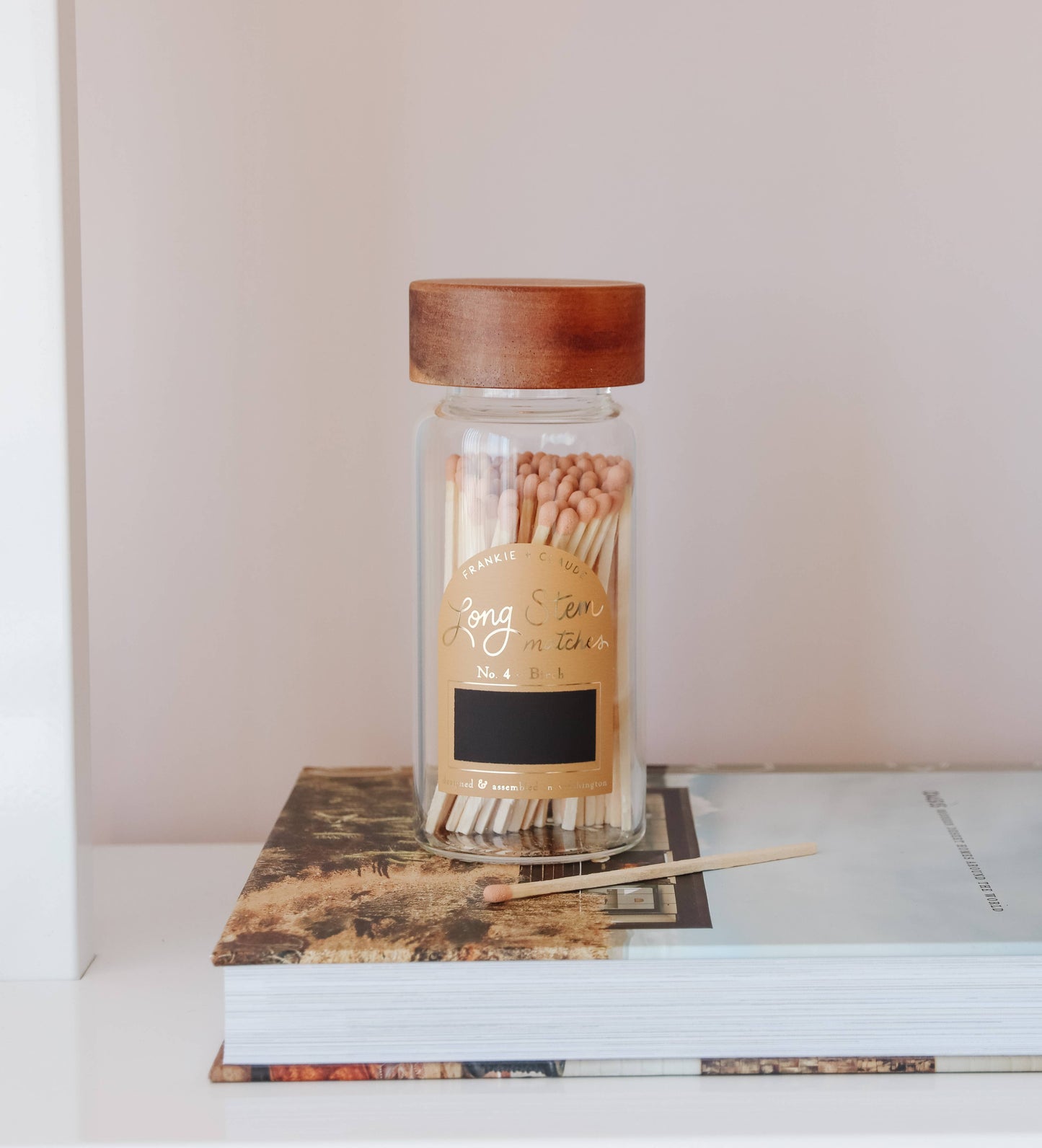 Frankie & Claude - Forest Green Matches in Wood-Lidded Glass Jar: Holiday Decor