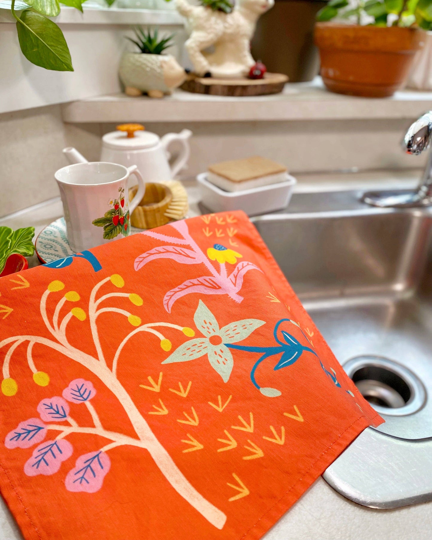 Dream Folk Studio - Coral Red Wildflowers Linen Cotton Handmade Tea Towel