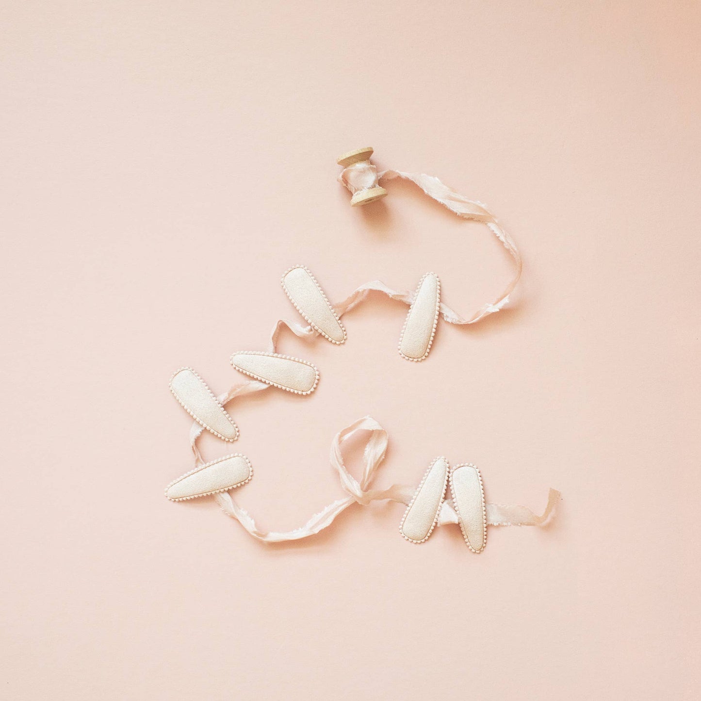 Frankie & Claude - Moxie Neon Pink Floral Hair Clips
