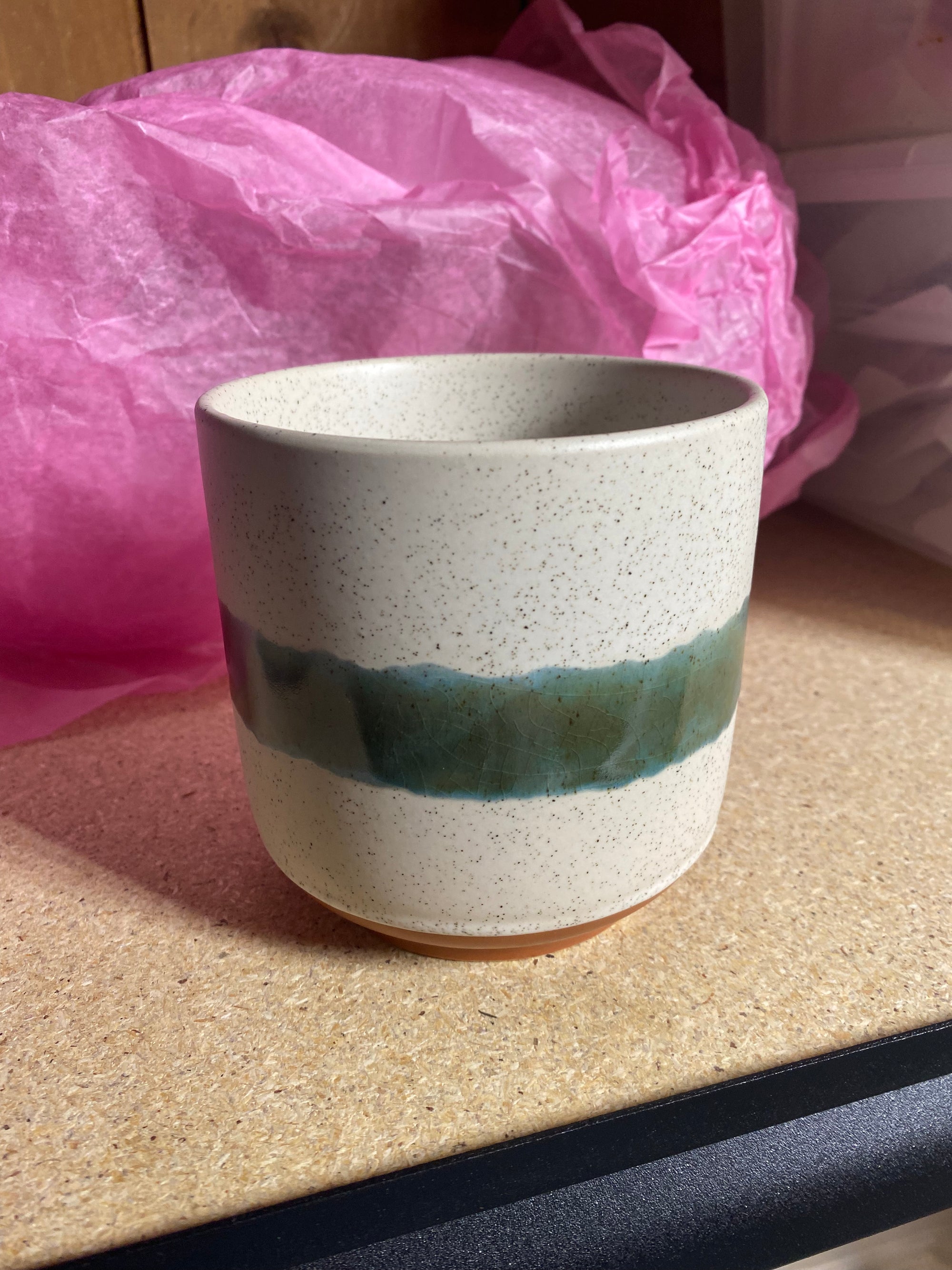 Mateo Pot - Green vase with stripe