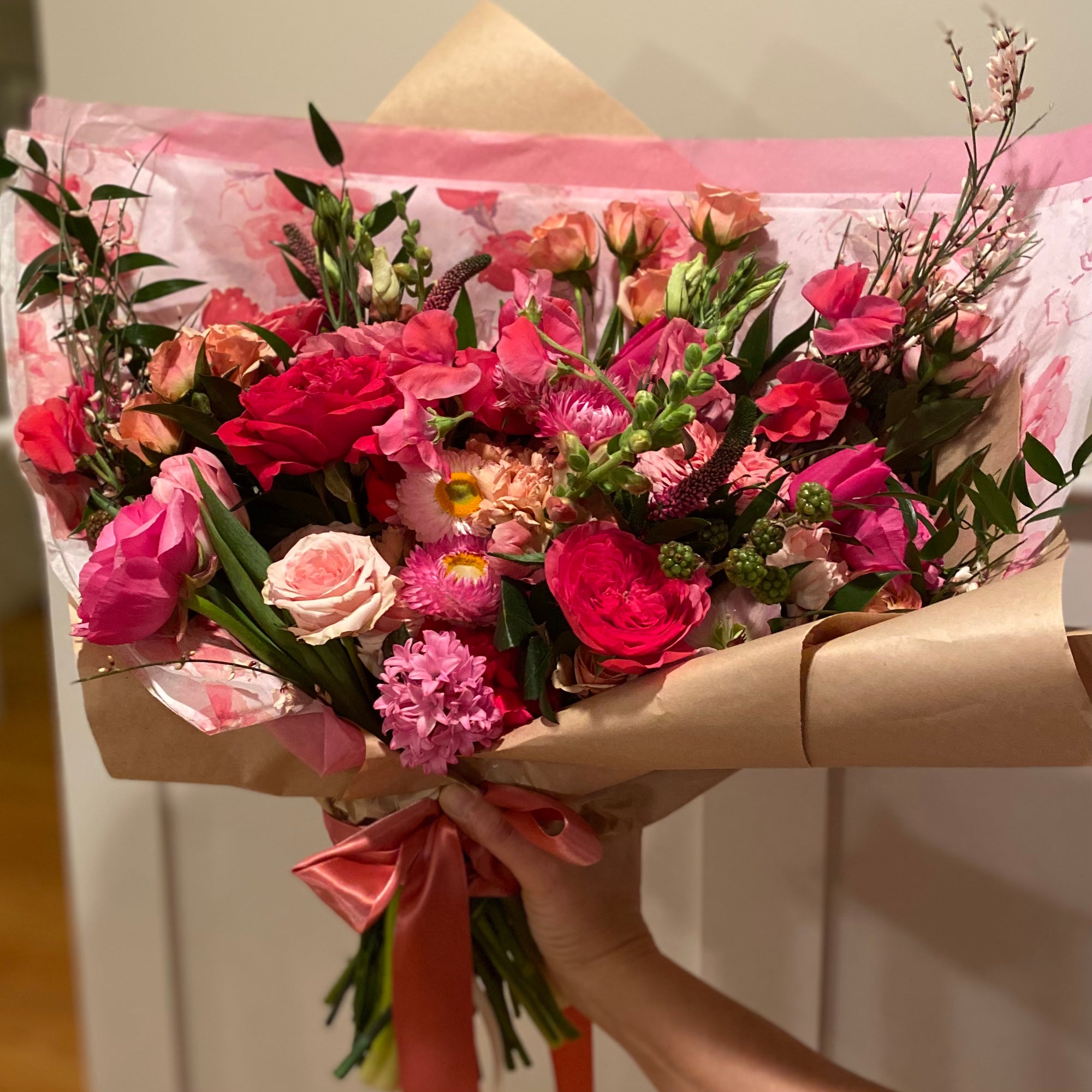 Valentine's Day Deluxe Bouquet