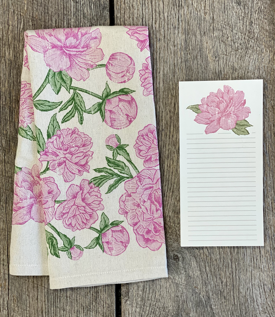 SOUTHERN FRIED DESIGN BARN - Peony Pattern - Kitchen Towel