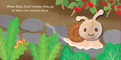 Chronicle Books - Baby Snail: Finger Puppet Book