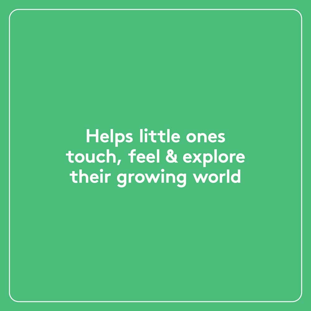 Chronicle Books - Little Fir Tree: Finger Puppet Book